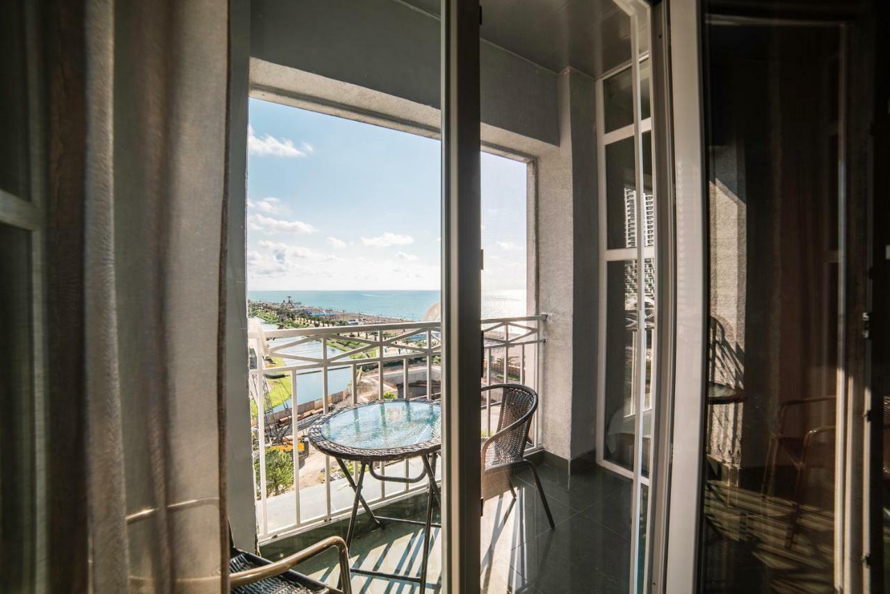 Magnolia - ❀ Cozy Apartment With An Unique Sea View ❀ Батуми Экстерьер фото