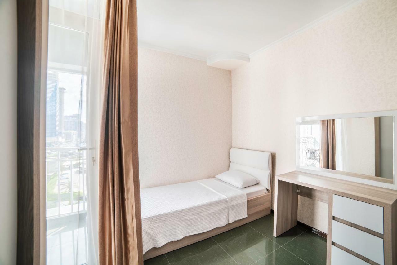 Magnolia - ❀ Cozy Apartment With An Unique Sea View ❀ Батуми Экстерьер фото